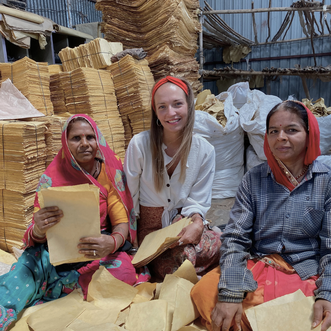 Jak vznikají naše kožené deníky: Od prvního setkání k dlouhodobé spolupráci