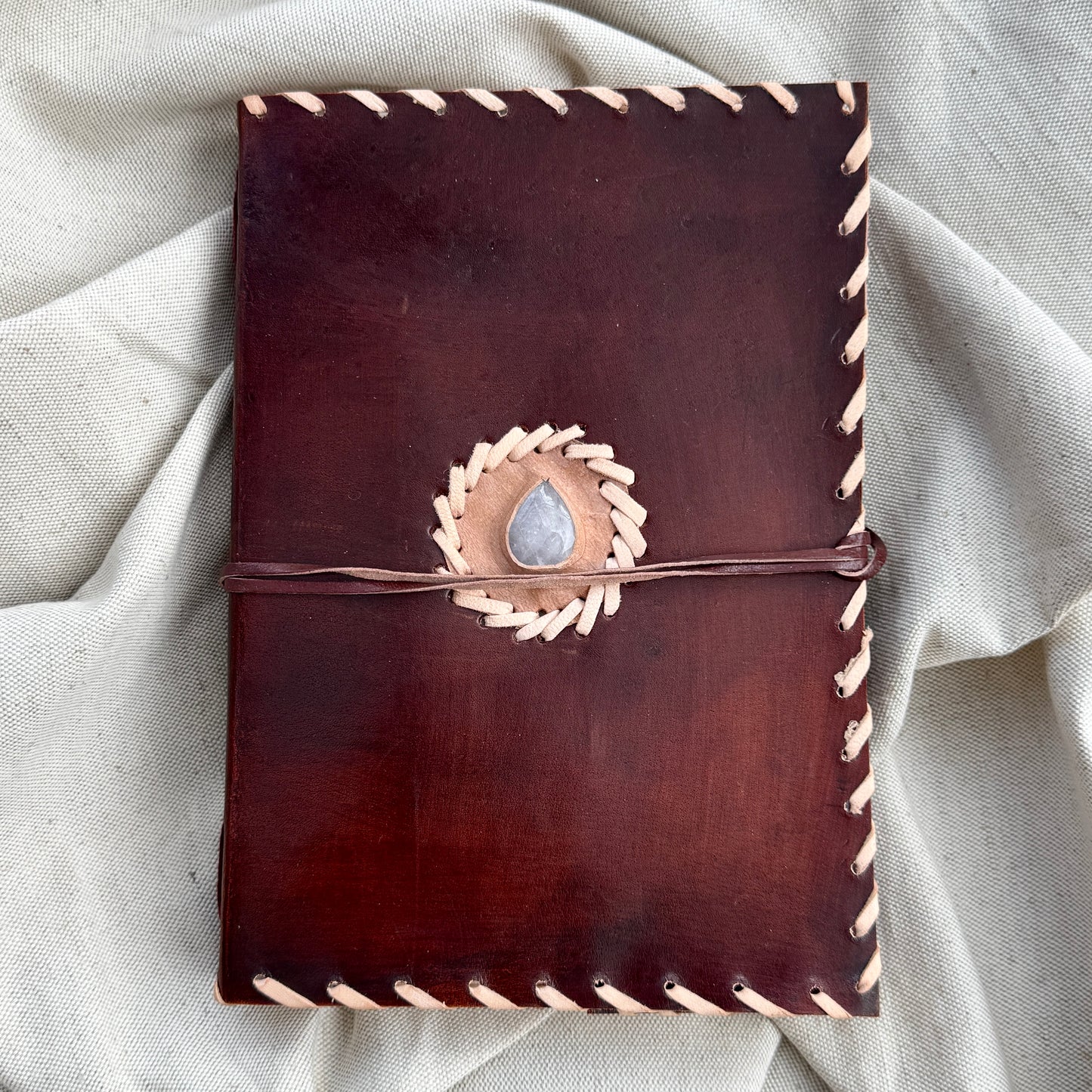 Akaza आकाश - leather notebook (small)