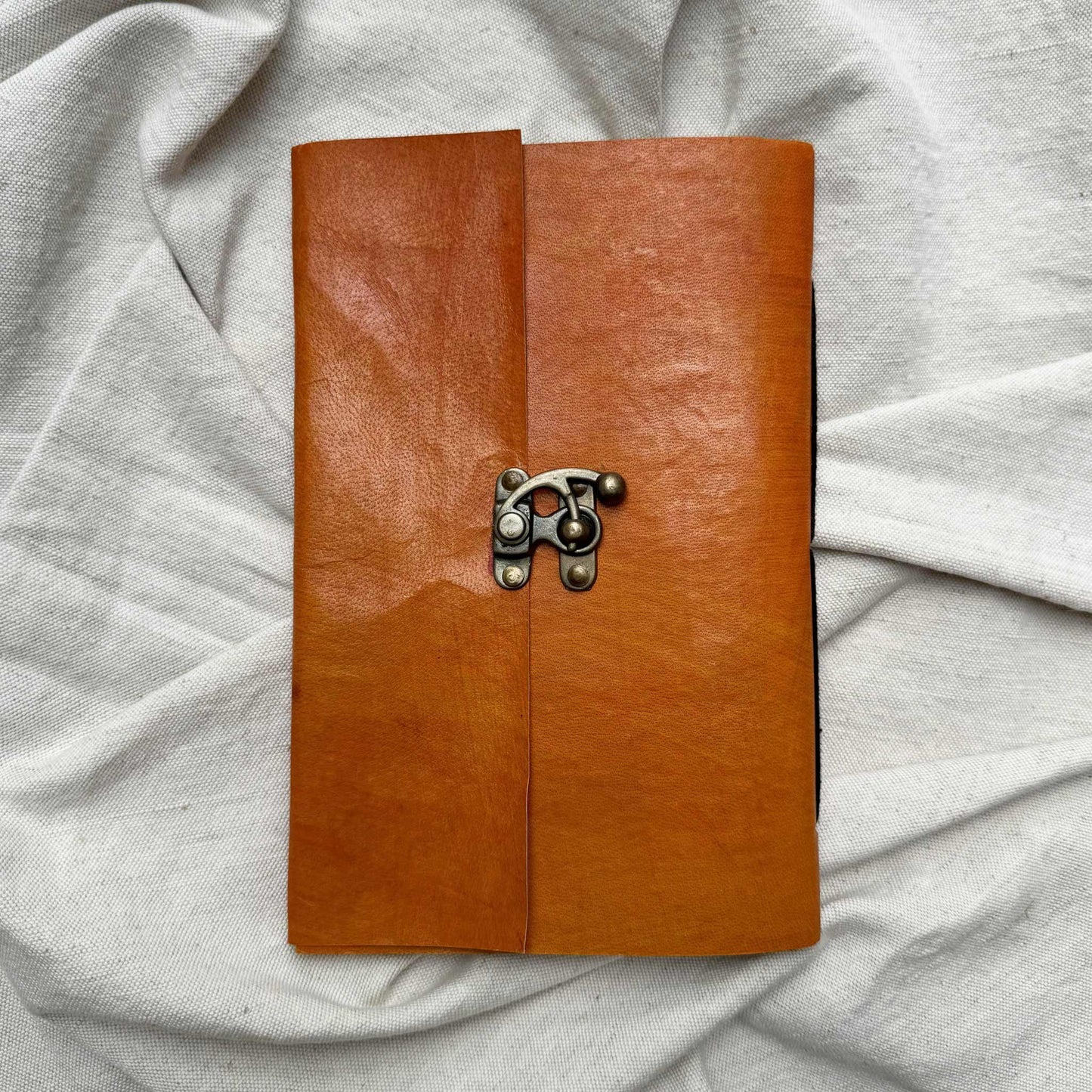 Sankalpa - leather diary (large)