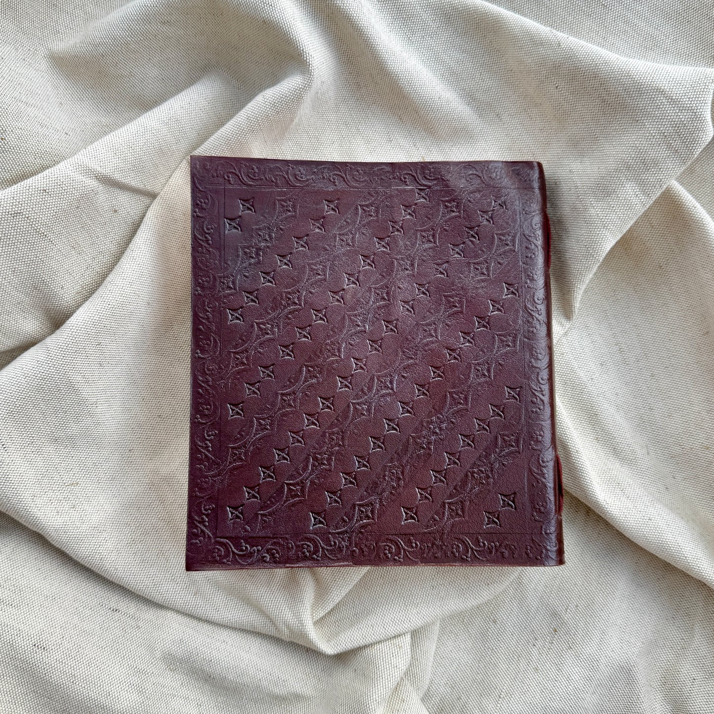 Kārmaṇa कार्मण - leather notebook (large)