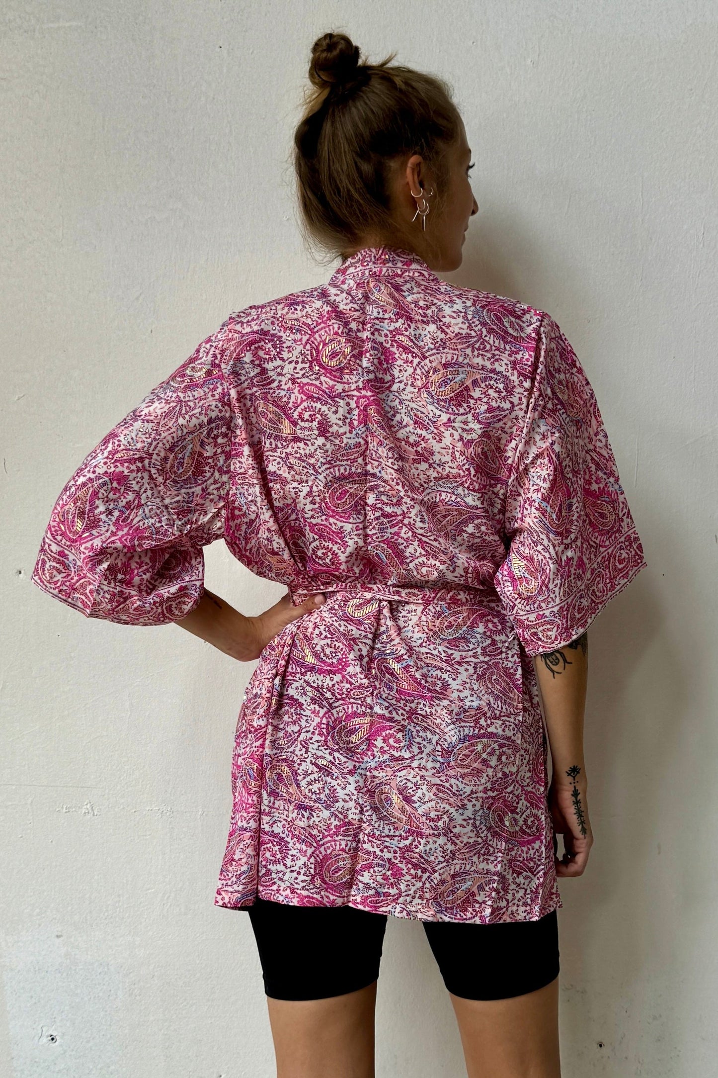 Short Ishita Kimono