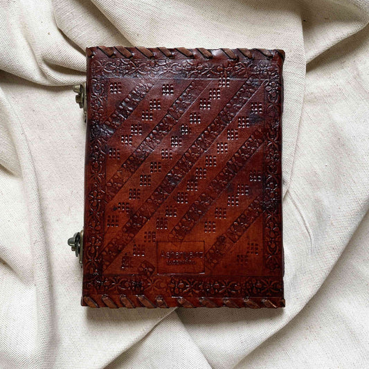 Rahasya रहस्य - kožený zápisník (velký) - Ashariya